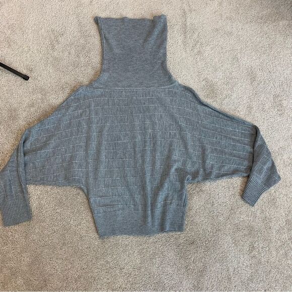 GRAY ribbed dropped Sleeve high rolled neck sweater Sz S - Picture 5 of 8